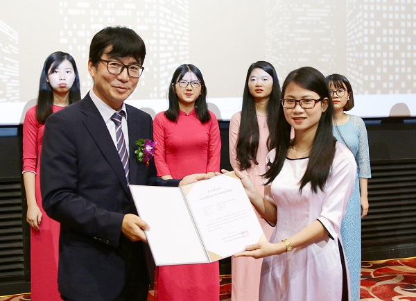 Bí quyết chinh phục học bổng chính phủ: Hành trình của sự nỗ lực