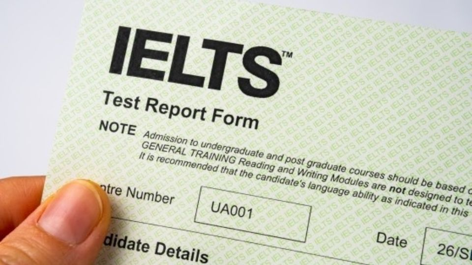 Trường hợp được miễn IELTS khi du học Úc: Bạn có thuộc diện này không?