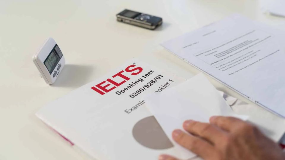 Lời khuyên hữu ích để bạn chinh phục band điểm IELTS du học Úc